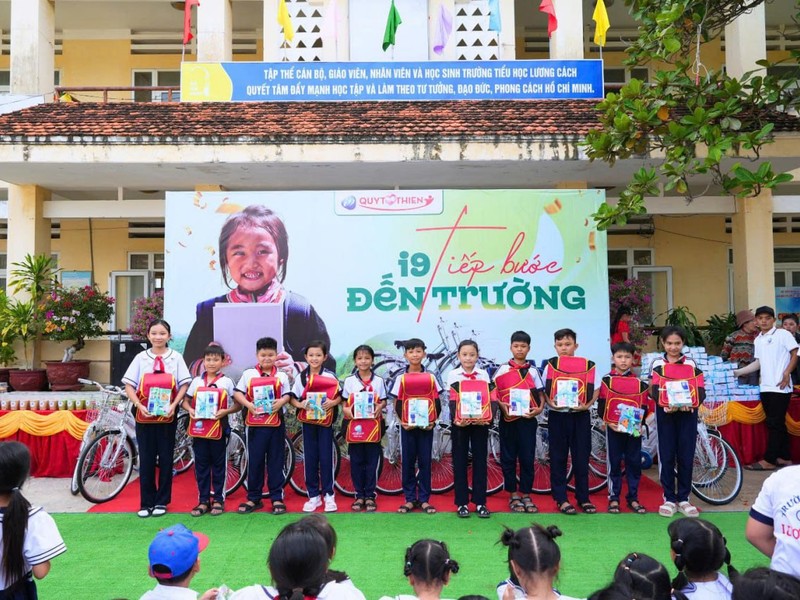 Người chơi đang tìm hiểu các thuật ngữ cá cược trực tuyến